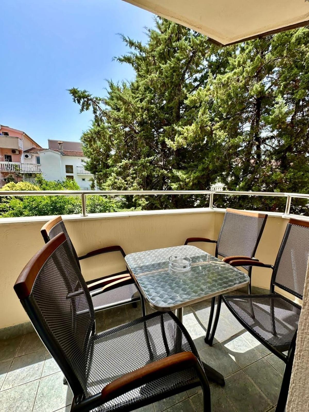 Villa Il Mare Budva Luaran gambar